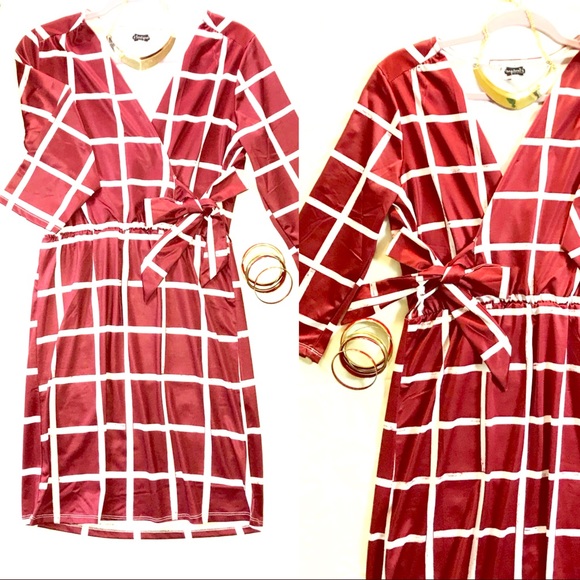 Red Wrap Dress, Small, EUC,🌟 - Picture 3 of 7